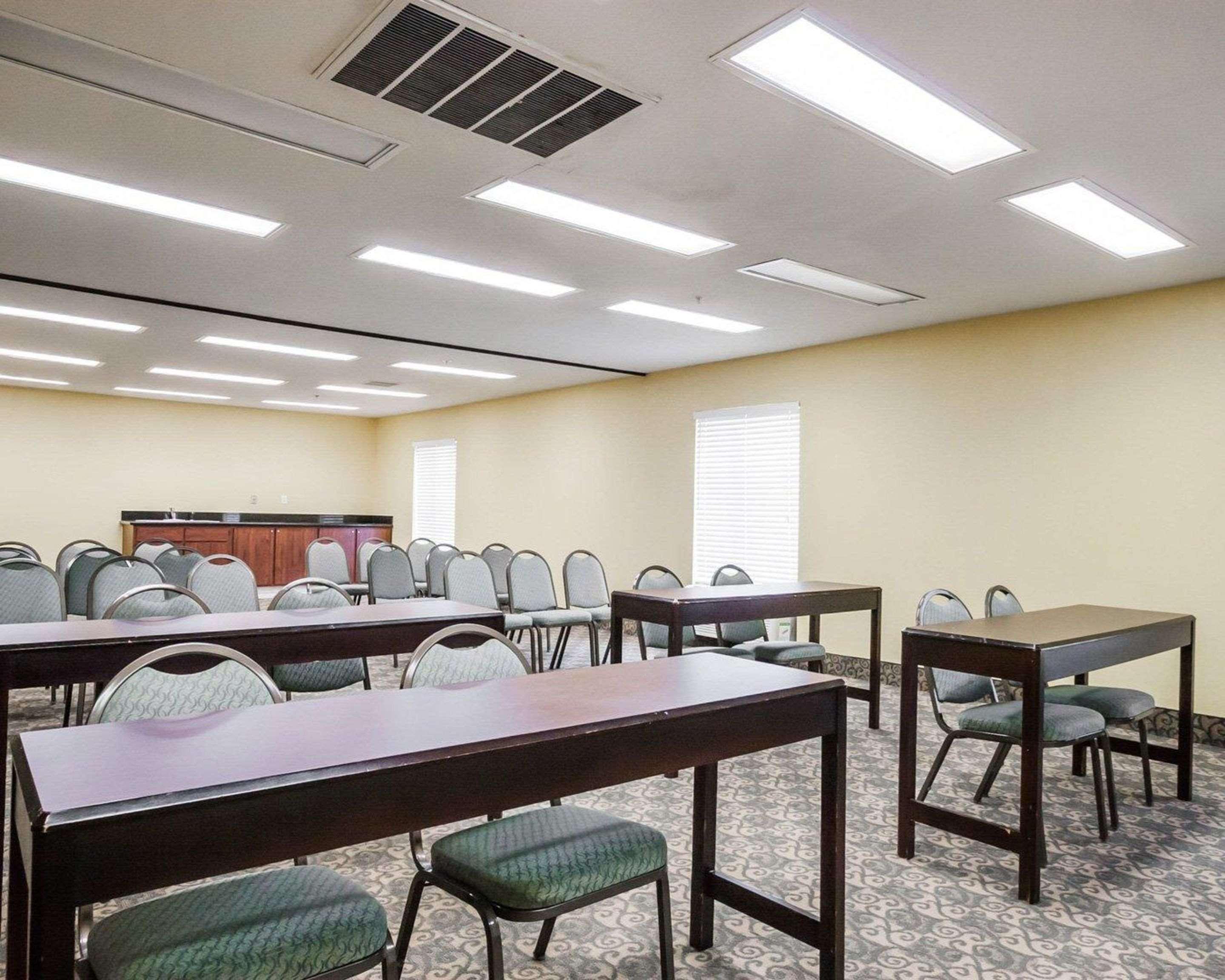 Quality Suites Memphis/ Wolfchase Galleria Kültér fotó