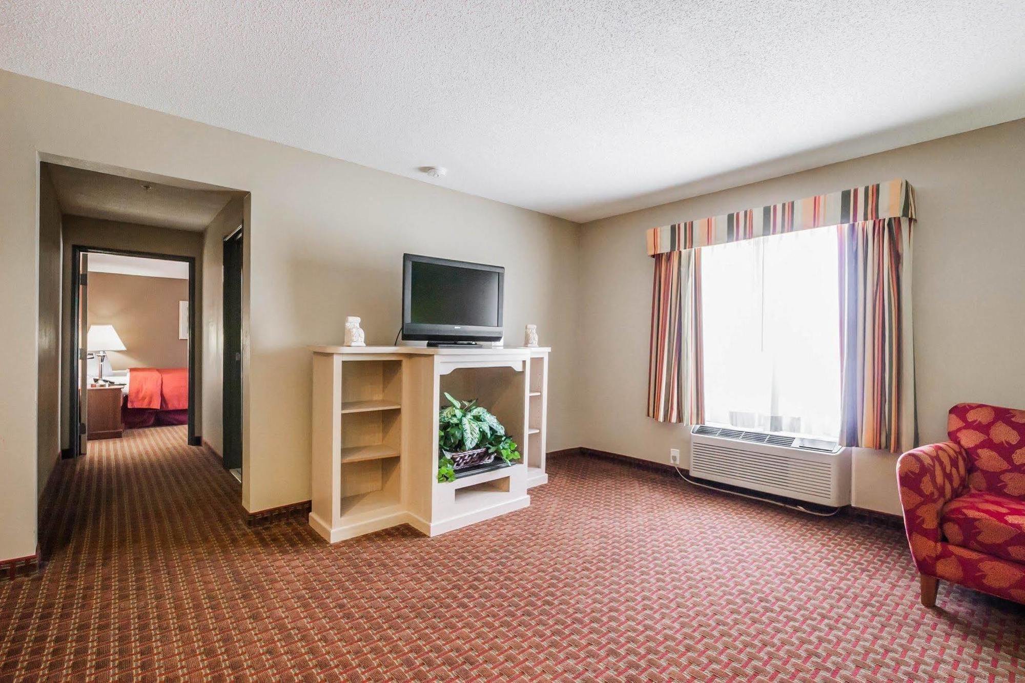 Quality Suites Memphis/ Wolfchase Galleria Kültér fotó